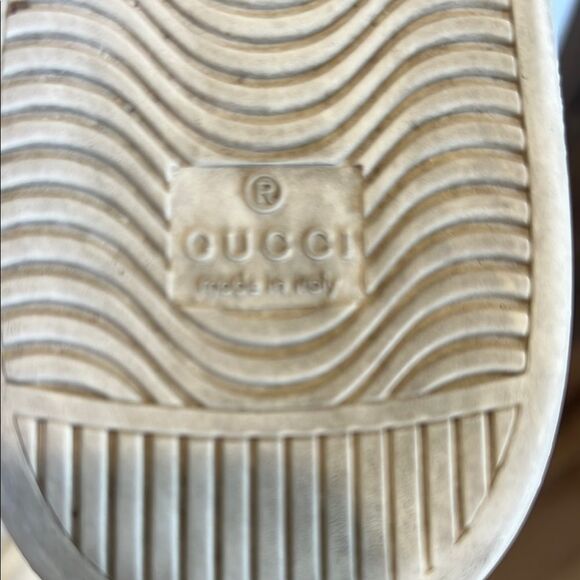 Gucci White Sneakers with Red and Green Snake Design - Picture 9 of 10